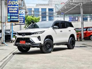 TOYOTA FORTUNER 2.8 Legender 4WD โฉมปี (15-23)